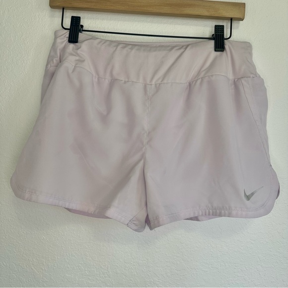 Nike Dri-FIT Women’s Running Shorts Light Pink Size M - Picture 1 of 5